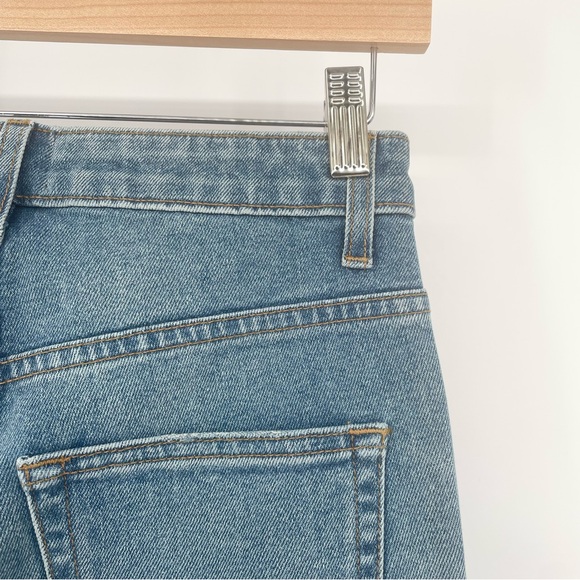 NWT Khaite Vanessa High Rise Slim Fit Straight Leg Jeans in Light Wash Size 25 - Picture 8 of 16